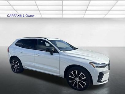 Used 2024 Volvo XC60 B5 Plus w/ Climate Package