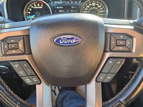 Used 2016 Ford F150 Limited w/ Trailer Tow Package image 20