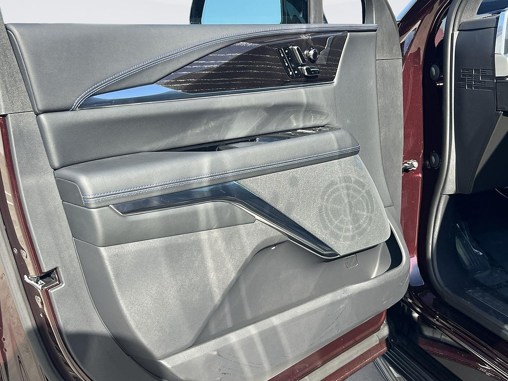 New 2026 Cadillac Escalade IQ Luxury 1 AWD/4WD image 10