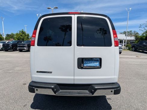 Certified 2024 Chevrolet Express 3500 LT w/ LT Preferred Equipment Group image 4