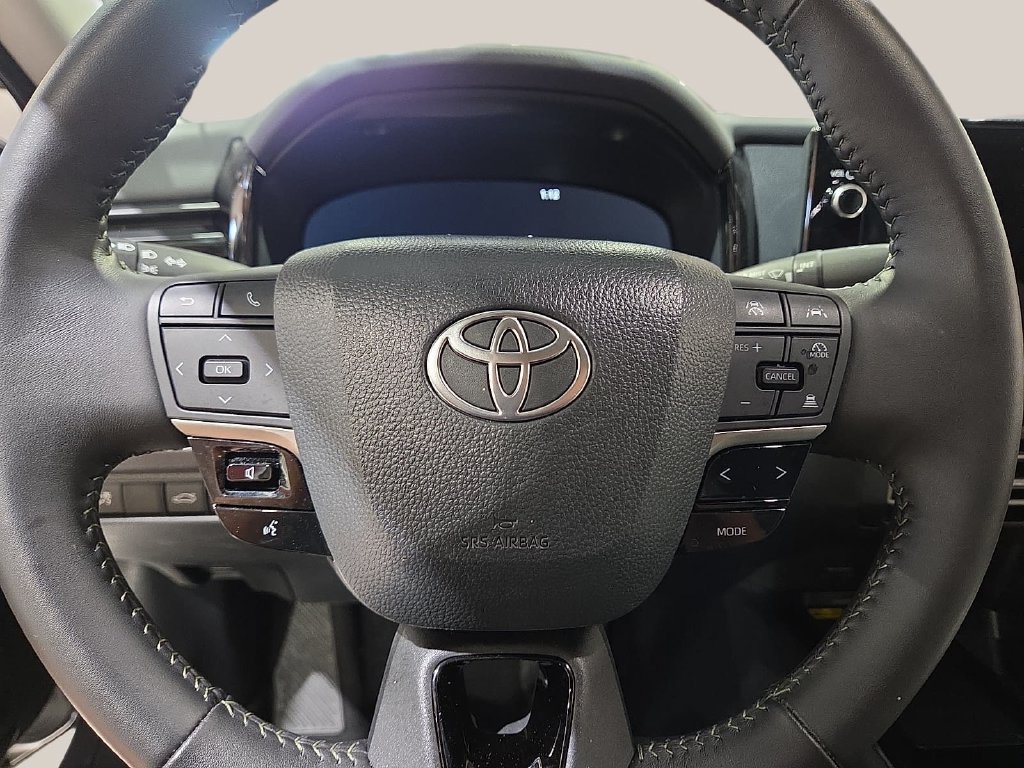 Certified 2026 Toyota Camry XLE FWD image 25
