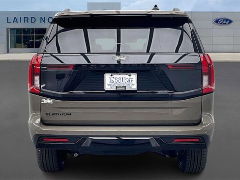 New 2026 Ford Expedition Platinum w/ Stealth Performance Package image 4