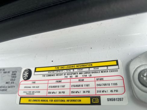 Used 2025 RAM 1500 Big Horn AWD/4WD image 12