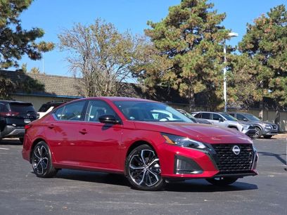 New 2025 Nissan Altima 2.5 SR w/ SR Premium Package