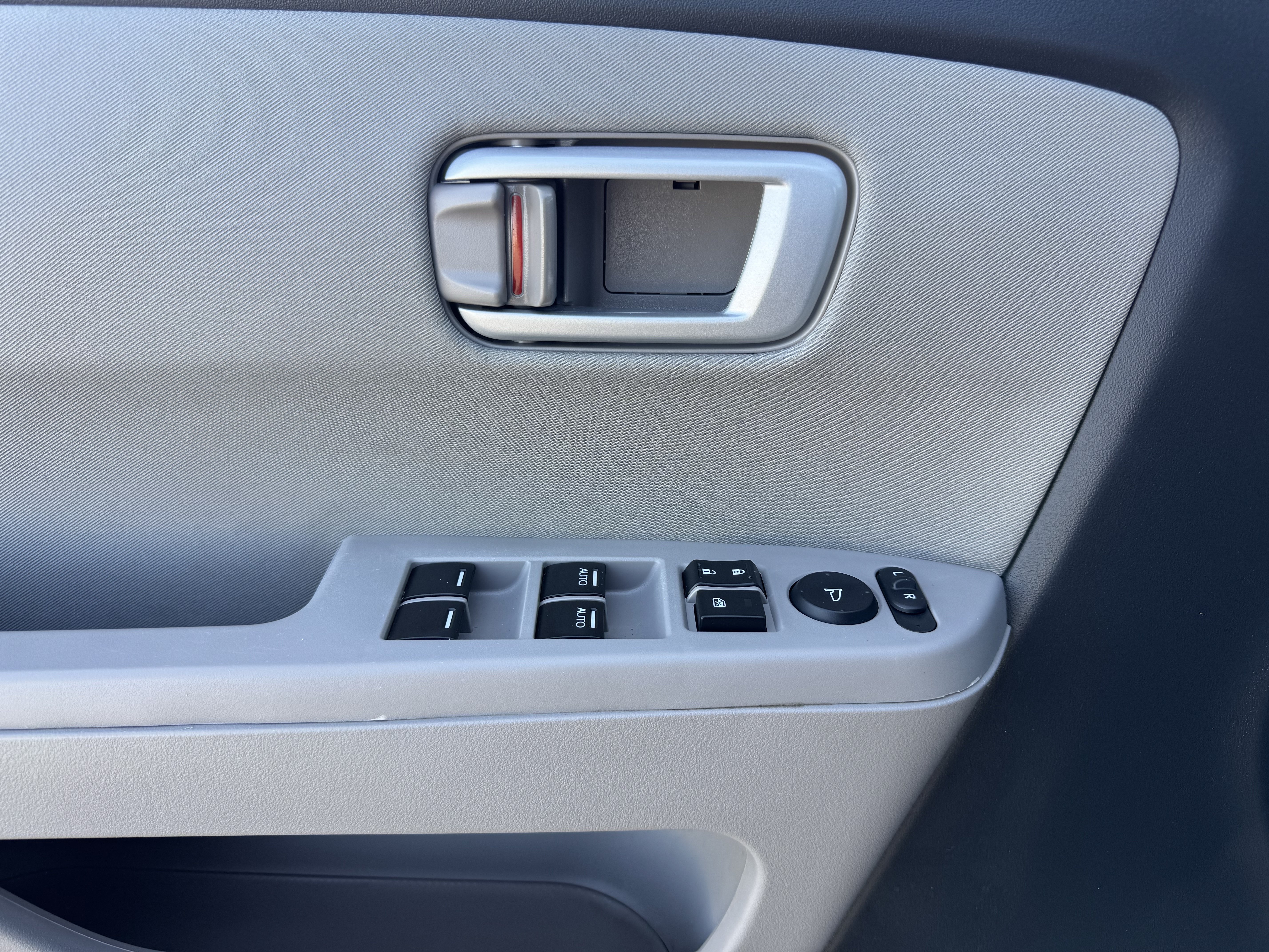 Used 2014 Honda Pilot EX image 11