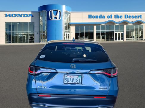 Used 2024 Honda HR-V Sport image 5