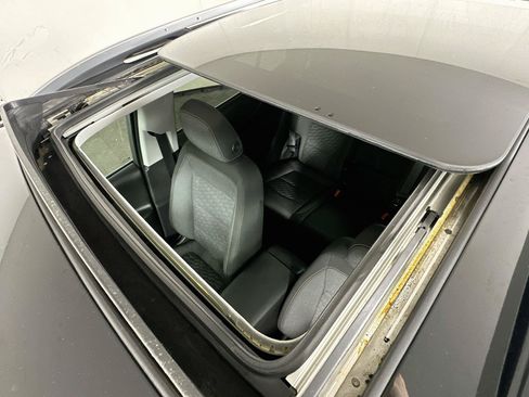 Used 2021 Chevrolet Equinox LT FWD image 20