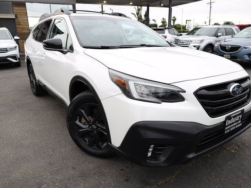 Used 2020 Subaru Outback Onyx Edition XT image 2
