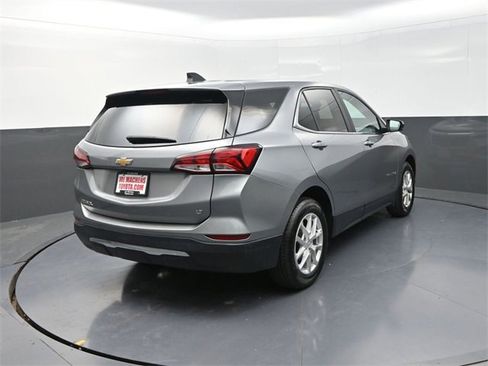 Used 2023 Chevrolet Equinox LT image 8
