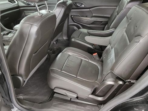 Used 2023 GMC Acadia SLT w/ Trailering Package image 22