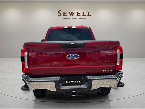 New 2025 Ford F250 XLT w/ 360-Degree Camera Package image 4