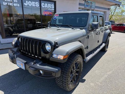 Used 2022 Jeep Gladiator Sport AWD/4WD image 8