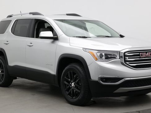Used 2019 GMC Acadia SLT w/ LPO, Cargo Package FWD image 3