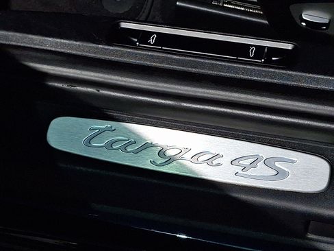 Used 2017 Porsche 911 Targa 4S AWD/4WD image 30