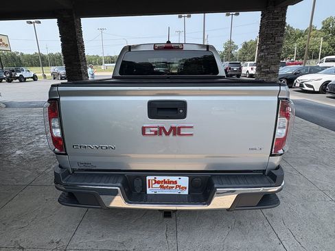 Used 2015 GMC Canyon SLT AWD/4WD image 7
