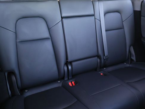 Used 2023 Tesla Model Y Long Range image 16