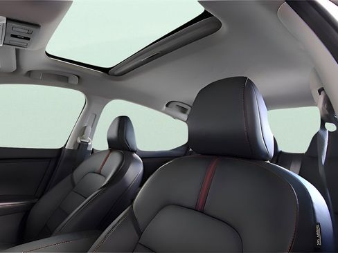 Used 2024 Nissan Sentra SR w/ SR Premium Package image 29