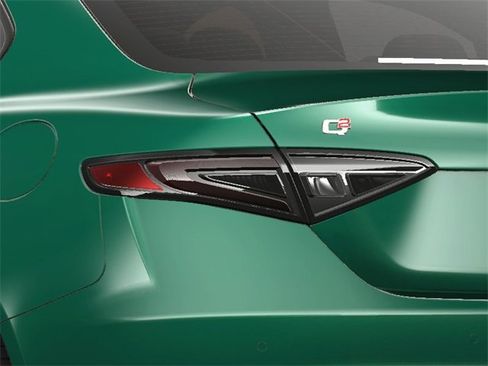 New 2025 Alfa Romeo Giulia image 12
