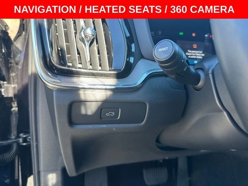 Used 2024 Volvo S60 B5 Plus image 17