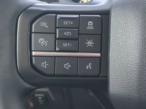 Used 2025 Ford F150 Raptor AWD/4WD image 24