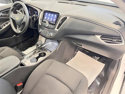 Certified 2024 Chevrolet Malibu LT image 8