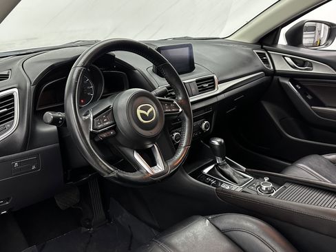 Used 2018 MAZDA MAZDA3 Touring image 7