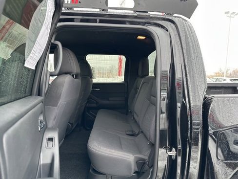 Certified 2023 Nissan Frontier SV w/ Midnight Edition Package image 12