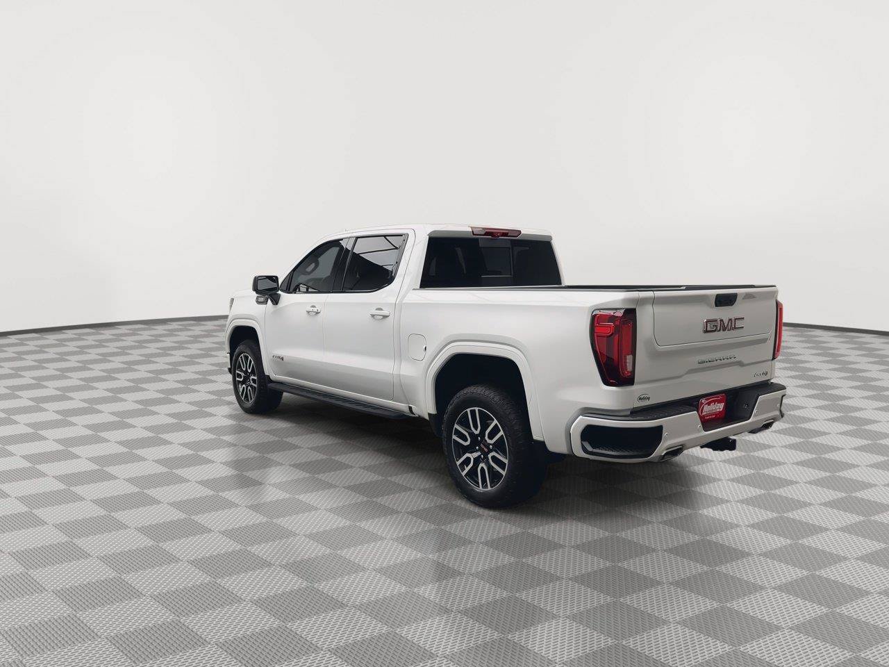 Certified 2025 GMC Sierra 1500 AT4 w/ Technology Package AWD/4WD image 46
