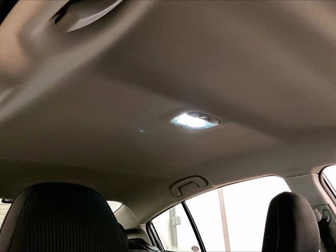 Used 2022 Subaru Legacy image 21