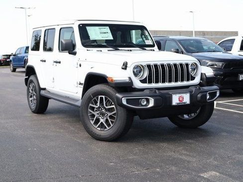 New 2025 Jeep Wrangler Sahara image 2