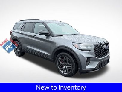 Used 2025 Ford Explorer ST-Line w/ ST-Line Street Pack