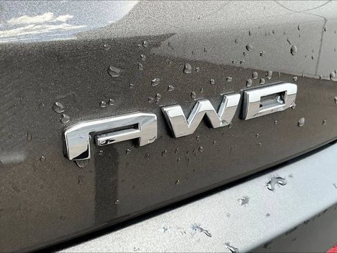 Used 2020 GMC Acadia SLT w/ Premium Package AWD/4WD image 24