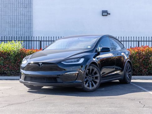 Used 2022 Tesla Model X AWD/4WD image 17