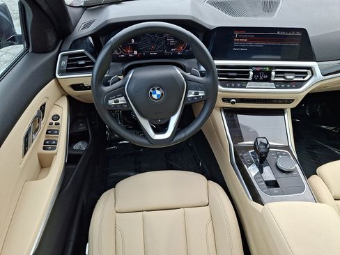 Used 2020 BMW 330i xDrive Sedan w/ Convenience Package AWD/4WD image 11