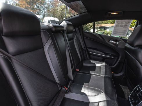 Used 2022 Dodge Charger SXT w/ Leather Interior Group RWD image 29