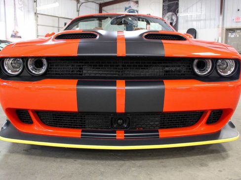 Used 2023 Dodge Challenger SRT Hellcat image 9