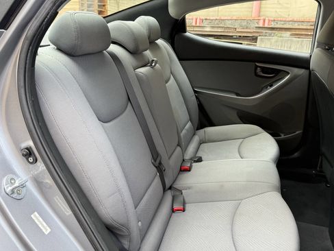 Used 2013 Hyundai Elantra GLS image 38