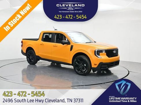 New 2026 Ford Maverick Lariat w/ Black Appearance Package AWD/4WD image 1