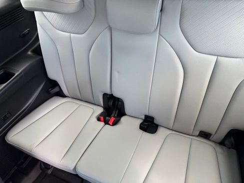 Used 2025 Hyundai Palisade SEL AWD/4WD image 45