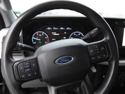 Used 2023 Ford F250 XL w/ XL Off-Road Package image 36