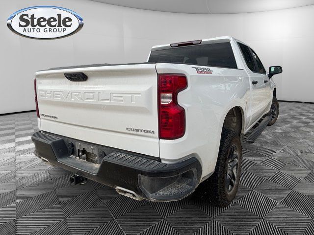Used 2024 Chevrolet Silverado 1500 Custom Trail Boss AWD/4WD image 5