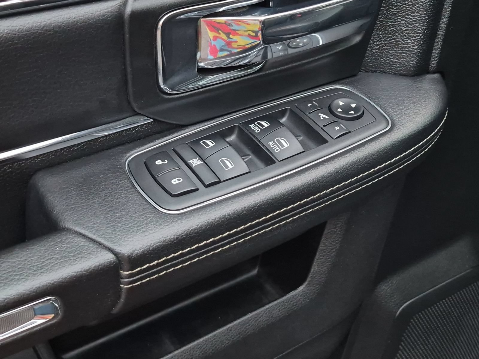 Used 2017 RAM 1500 Laramie w/ Convenience Group AWD/4WD image 13