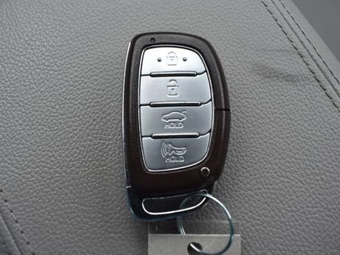Used 2019 Hyundai Sonata SEL w/ Tech Package 02 FWD image 29