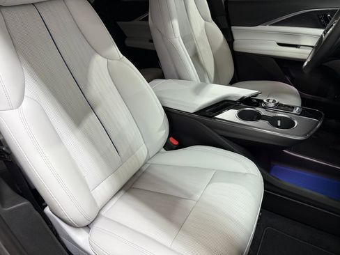 New 2026 Cadillac Lyriq Sport AWD/4WD image 51