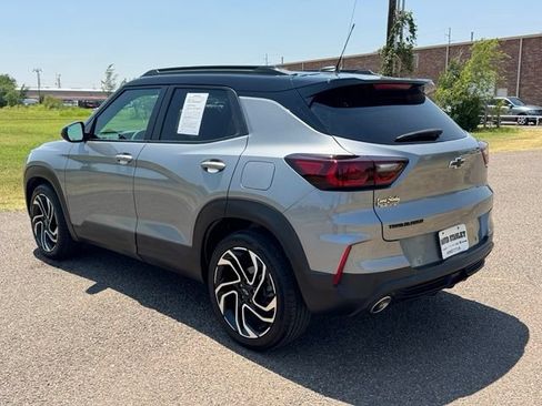 Used 2025 Chevrolet TrailBlazer RS w/ Convenience Package FWD image 4