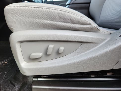 Used 2016 Chevrolet Silverado 3500 LT w/ LT Convenience Package image 12