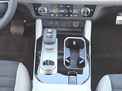 New 2026 Mitsubishi Outlander SE AWD/4WD image 17
