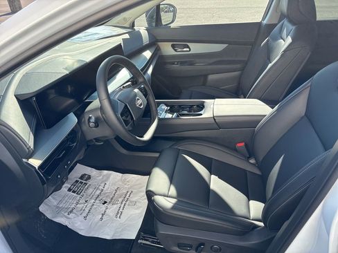 New 2025 Nissan Murano SL AWD/4WD image 16