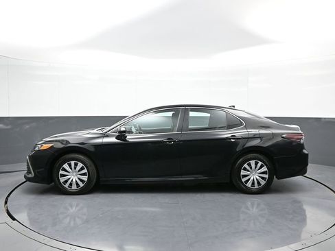 Certified 2024 Toyota Camry LE image 9