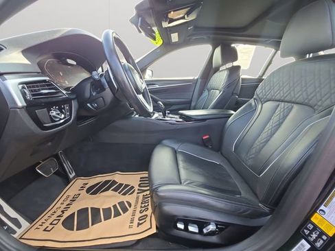 Used 2021 BMW 540i xDrive w/ Executive Package image 10